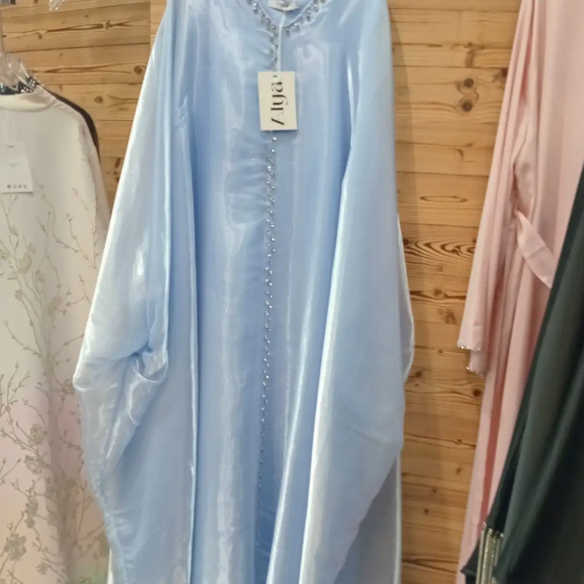 Robe Organza Bleu avec Perlage